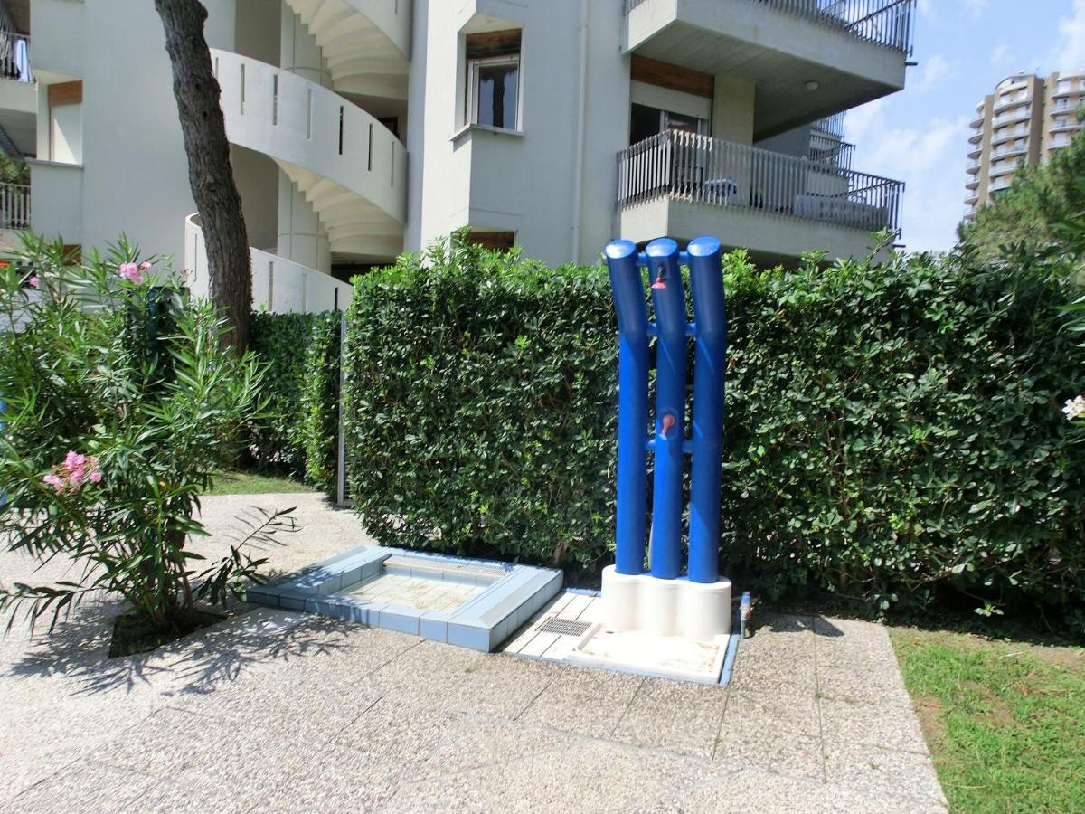 Residence Marco Polo Lignano Sabbiadoro Exterior photo